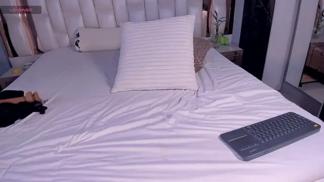 SarahPreston online show from January 8, 2025, 10:16 pm