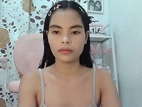 Snapshot of urprettyjane4u chatting on July 15, 2026, 11:43 pm urprettyjane4u online show from July 15, 2026, 11:43 pm
