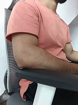 8inch hunk19 online show from July 24, 2026, 6:11 am