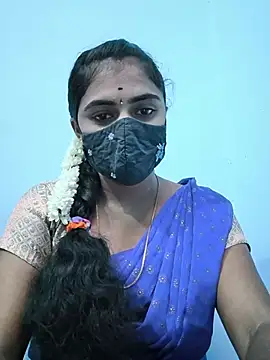 Snapshot of Megavarthinii chatting on July 23, 2026, 4:49 pm Megavarthinii online show from July 23, 2026, 4:49 pm
