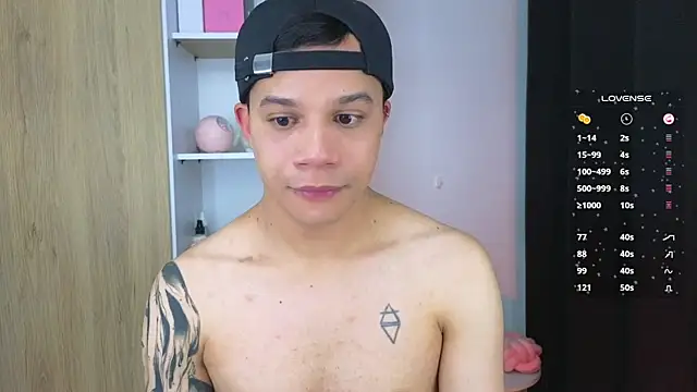Snapshot of Im_Marco_ chatting on June 24, 2026, 2:54 am Im Marco online show from June 24, 2026, 2:54 am