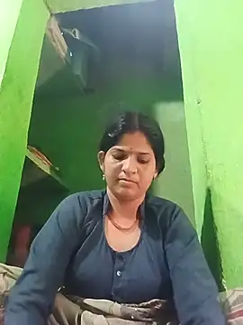 Joohi Chawla143 online show from July 10, 2026, 2:49 am