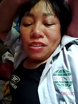 Moon squirtt online show from July 1, 2026, 4:58 am