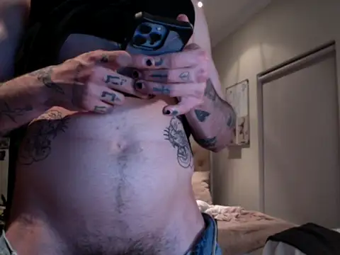 NAUGHTYSHAUDY online show from June 24, 2026, 7:57 pm