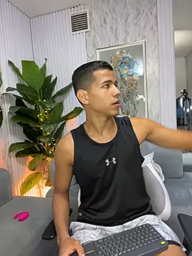Noah sexhotty online show from July 29, 2026, 2:21 am