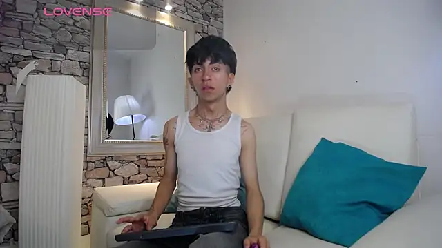 Hades 18 online show from June 25, 2026, 9:19 pm