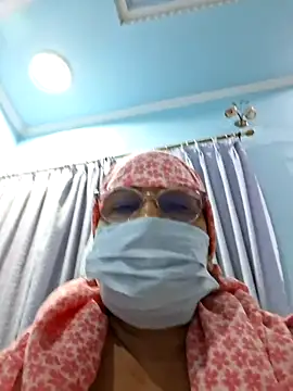 Snapshot of Dimpal_143 chatting on July 2, 2026, 5:19 pm Dimpal 143 online show from July 2, 2026, 5:19 pm