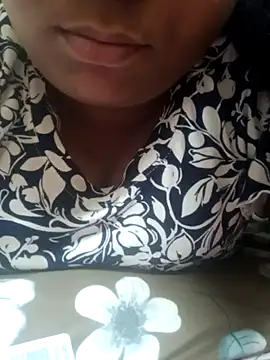 Snapshot of devisexy1 chatting on June 25, 2026, 2:54 pm devisexy1 online show from June 25, 2026, 2:54 pm