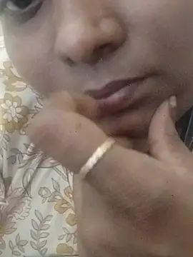 Snapshot of devisexy1 chatting on June 30, 2026, 9:10 am devisexy1 online show from June 30, 2026, 9:10 am