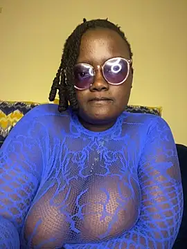 Snapshot of Bustyy_Bitch chatting on July 6, 2026, 3:25 pm Bustyy Bitch online show from July 6, 2026, 3:25 pm
