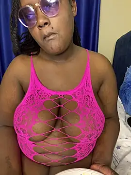 Snapshot of Bustyy_Bitch chatting on July 16, 2026, 3:07 pm Bustyy Bitch online show from July 16, 2026, 3:07 pm