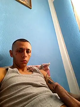 Richard200322 online show from July 19, 2026, 5:22 am