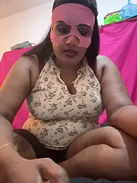 lovely chubby SL online show from July 7, 2026, 11:20 pm
