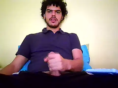 Snapshot of Hectorssuarez chatting on July 6, 2026, 10:01 pm Hectorssuarez online show from July 6, 2026, 10:01 pm
