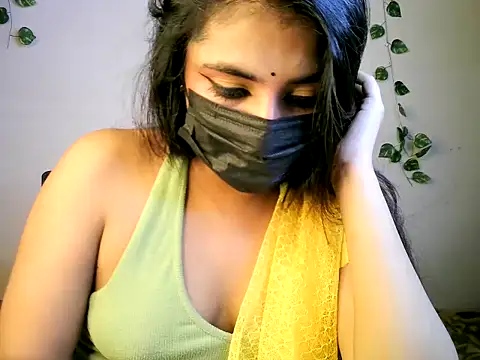 Snapshot of NANCY_OBEROYE_ chatting on July 18, 2026, 8:29 am NANCY OBEROYE online show from July 18, 2026, 8:29 am