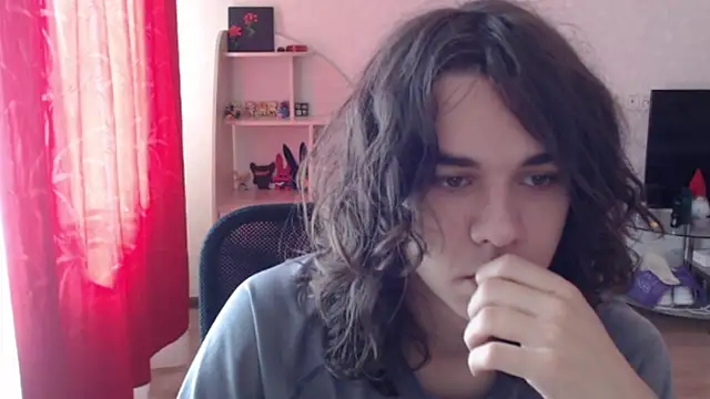 Snapshot of tiiiiiiiiim chatting on July 4, 2026, 1:28 pm tiiiiiiiiim online show from July 4, 2026, 1:28 pm