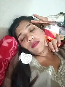 Snapshot of Hotsexysita chatting on August 6, 2026, 11:01 am Hotsexysita online show from August 6, 2026, 11:01 am