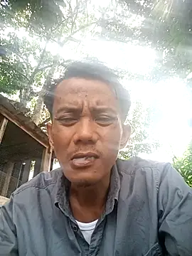 Younk001 online show from July 13, 2026, 2:47 am
