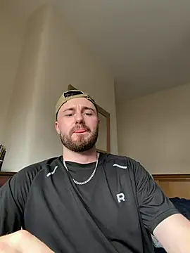 Snapshot of HelloFrankieboy chatting on July 1, 2026, 2:18 pm HelloFrankieboy online show from July 1, 2026, 2:18 pm
