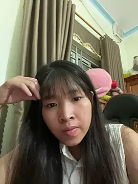 Snapshot of HongNhung06 chatting on July 2, 2026, 12:55 pm HongNhung06 online show from July 2, 2026, 12:55 pm