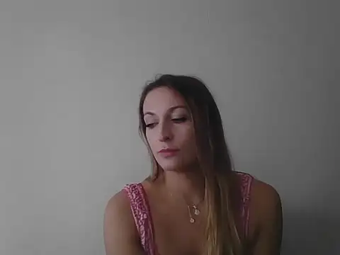 Snapshot of LucyFemme chatting on July 7, 2026, 1:15 pm LucyFemme online show from July 7, 2026, 1:15 pm