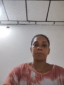 AstridMonroee online show from July 6, 2026, 2:14 pm