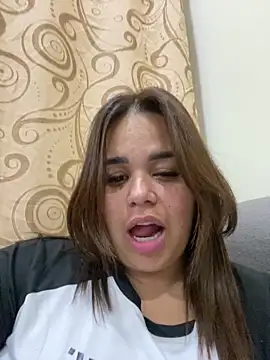 AliceStarshine online show from March 15, 2025, 2:46 am