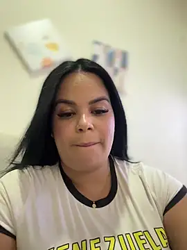 AliceStarshine online show from March 15, 2026, 2:39 am