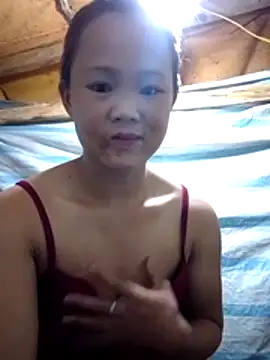 Hanhphuc x online show from July 4, 2026, 9:43 pm