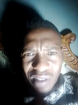 Snapshot of wemaybe chatting on July 12, 2026, 7:54 am wemaybe online show from July 12, 2026, 7:54 am