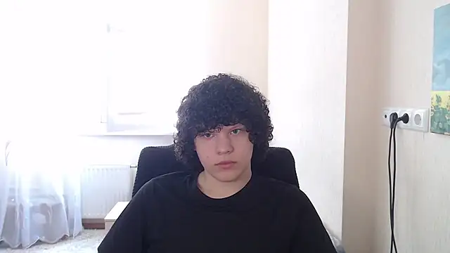 Snapshot of Arsen_schneider chatting on August 1, 2026, 10:25 am Arsen schneider online show from August 1, 2026, 10:25 am