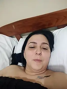 valeria1883 online show from July 7, 2026, 2:21 pm