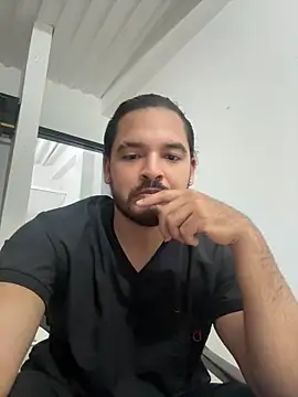 Efren Fernandez online show from July 11, 2026, 1:41 am