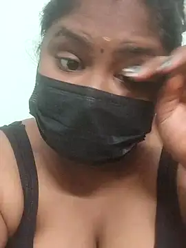 Sexy Layanya online show from August 10, 2026, 6:17 am