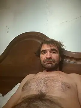 Snapshot of FilipeGmr chatting on July 16, 2026, 8:04 pm FilipeGmr online show from July 16, 2026, 8:04 pm