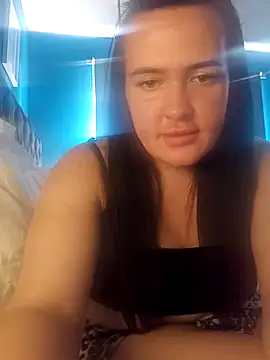 Snapshot of alj135 chatting on July 7, 2026, 4:22 pm alj135 online show from July 7, 2026, 4:22 pm