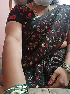 Snapshot of tamil_queen_29 chatting on July 15, 2026, 5:29 pm tamil queen 29 online show from July 15, 2026, 5:29 pm
