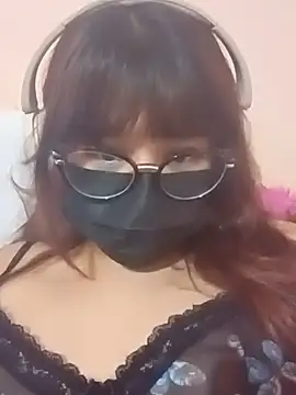 Snapshot of LexaLuxe chatting on July 24, 2026, 6:11 am LexaLuxe online show from July 24, 2026, 6:11 am