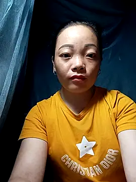 Isabella-aa online show from July 8, 2026, 2:27 am