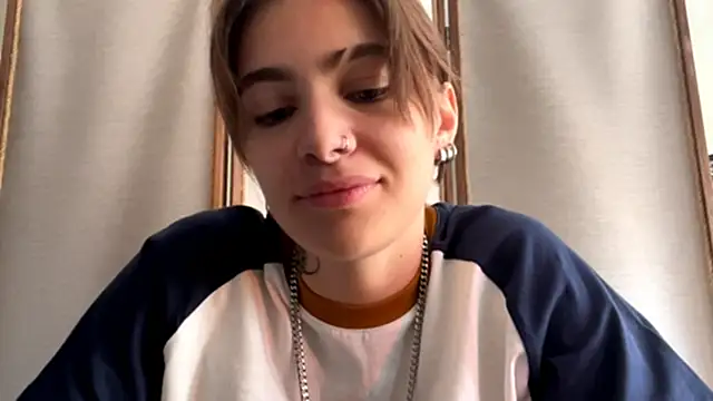 JolynNelles online show from July 10, 2026, 7:56 am