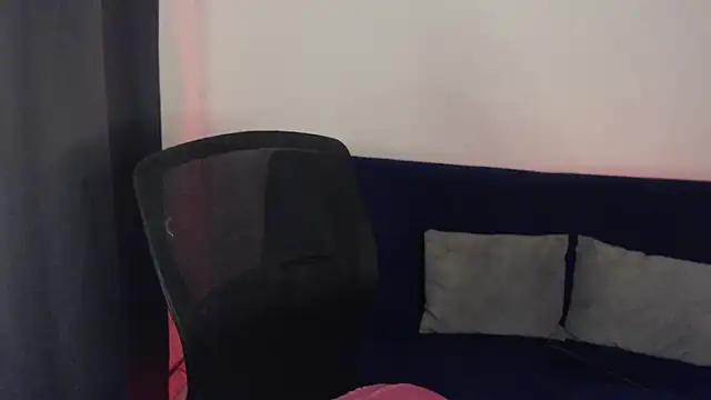 lispetite online show from March 14, 2025, 5:16 am