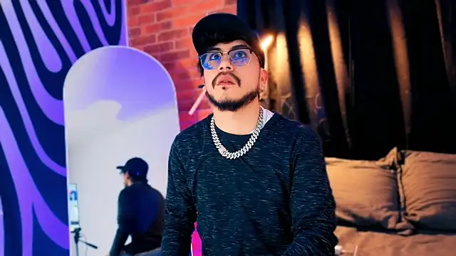 Zayn Bellmont online show from July 20, 2026, 6:17 am