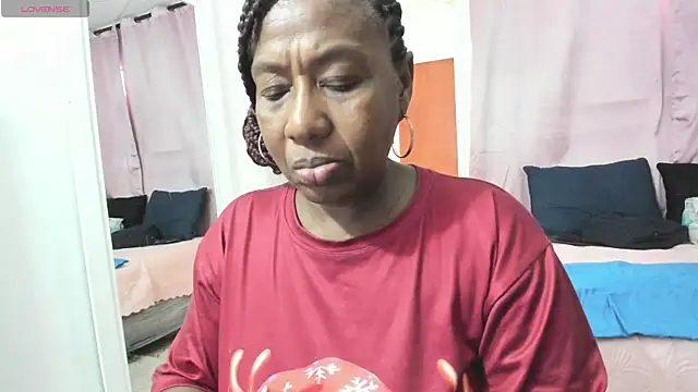 LupeAdams online show from April 22, 2026, 11:56 am