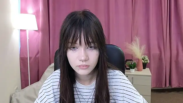 Snapshot of DannaChalk chatting on July 21, 2026, 2:58 am DannaChalk online show from July 21, 2026, 2:58 am