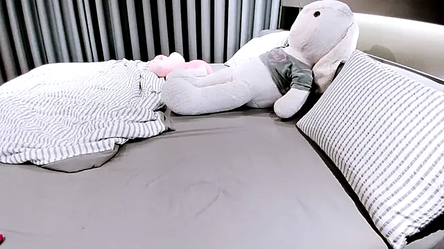 SungkyunnKwan online show from March 2, 2025, 11:18 am