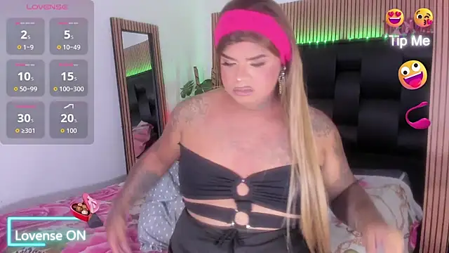 isabelleandbrand online show from September 25, 2025, 9:40 pm