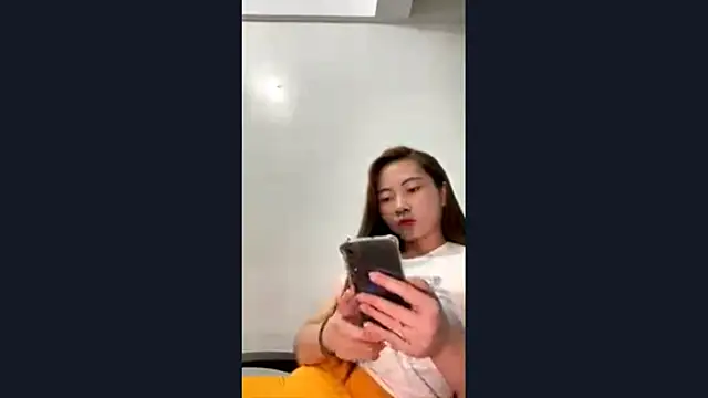 Snapshot of TenishaFontanini chatting on July 15, 2026, 10:31 am TenishaFontanini online show from July 15, 2026, 10:31 am
