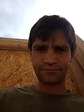 mikeklu online show from July 14, 2026, 10:21 am