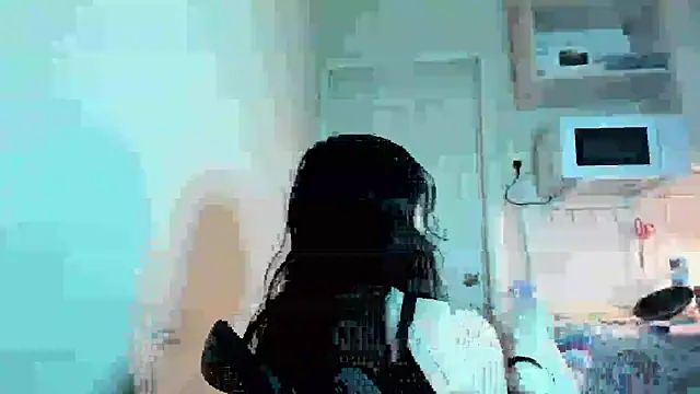 Snapshot of Honey_Mollyy chatting on July 15, 2026, 10:04 pm Honey Mollyy online show from July 15, 2026, 10:04 pm