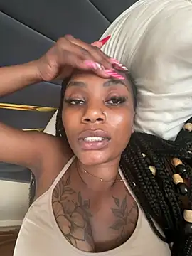 cocoacurves online show from July 17, 2026, 11:28 am